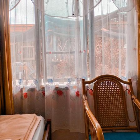 Brussels Homestay Kost Balige Eksteriør billede